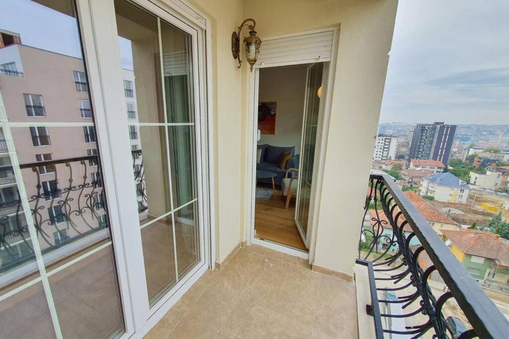 Luxury Green Apartment Prishtinë Ngoại thất bức ảnh