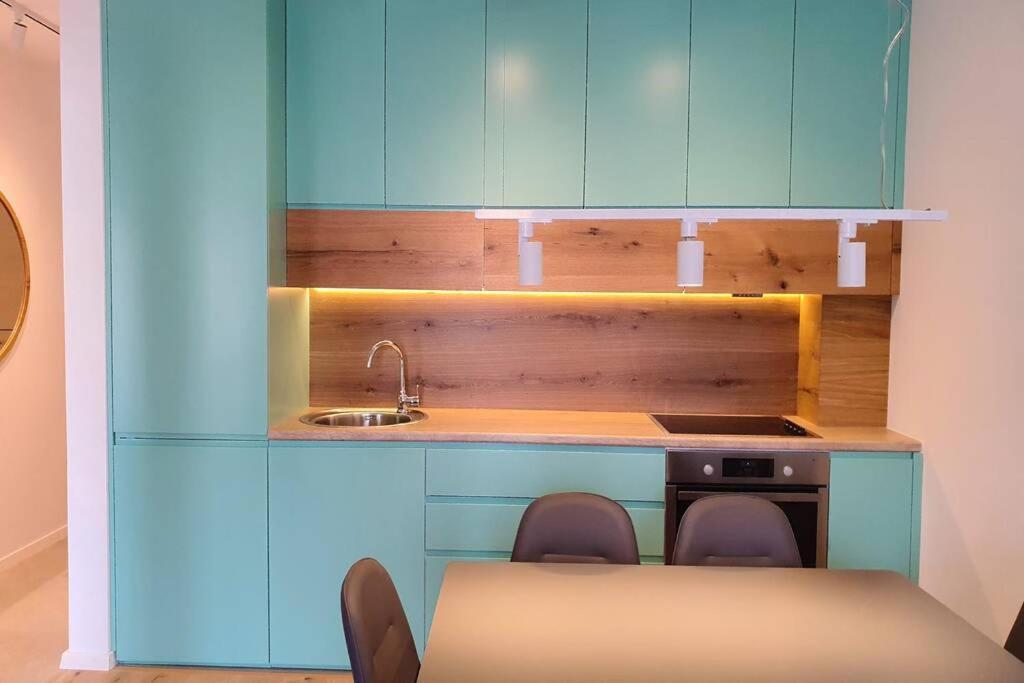 Luxury Green Apartment Prishtinë Ngoại thất bức ảnh