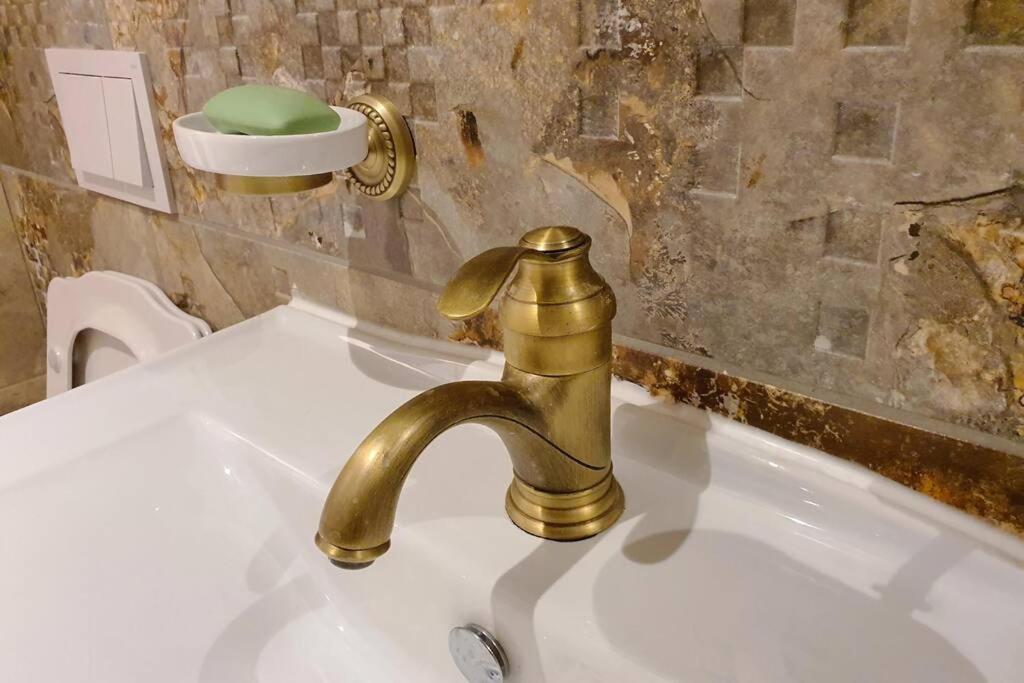 Luxury Green Apartment Prishtinë Ngoại thất bức ảnh