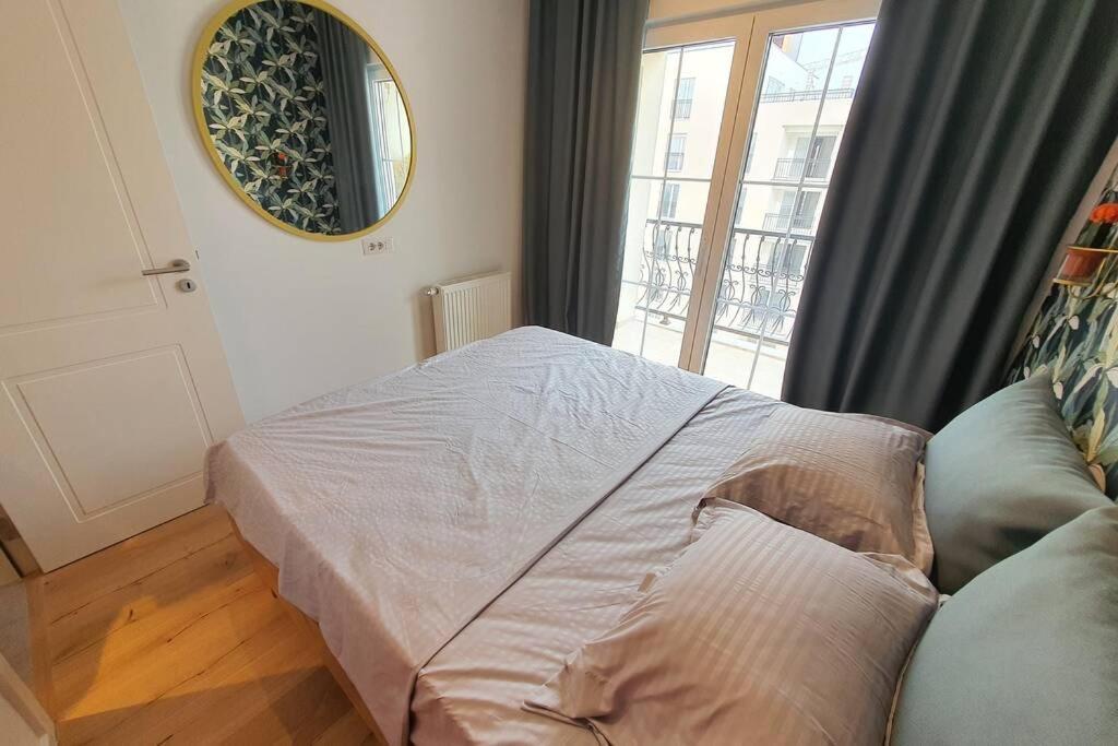 Luxury Green Apartment Prishtinë Ngoại thất bức ảnh