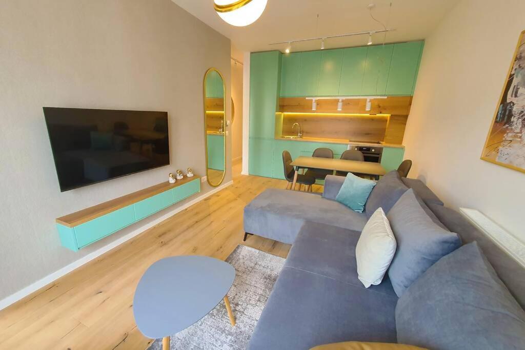 Luxury Green Apartment Prishtinë Ngoại thất bức ảnh